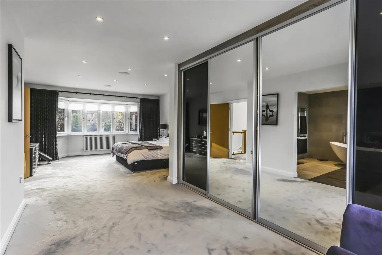 Shirley Avenue, South Cheam, SM2, photo 33