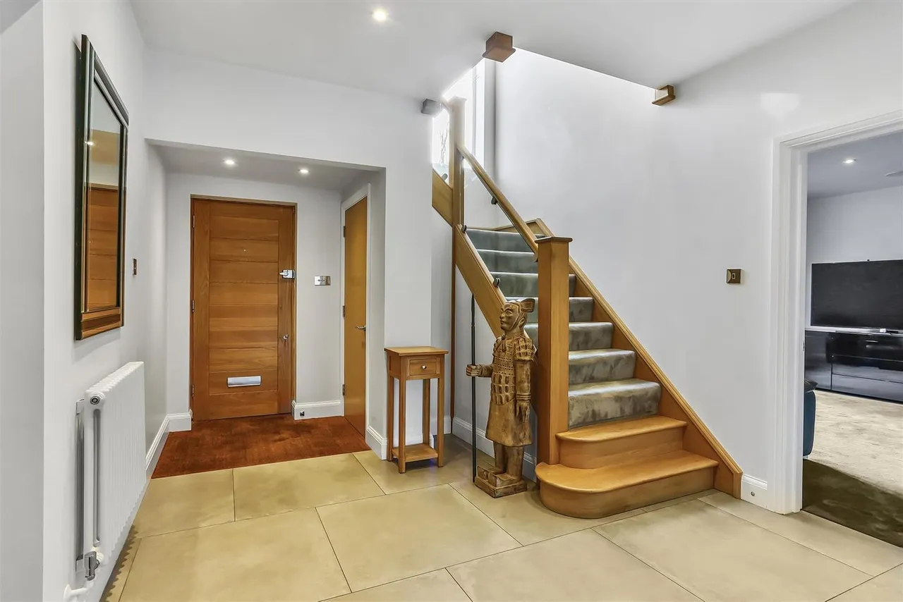 Shirley Avenue, South Cheam, SM2, photo 6