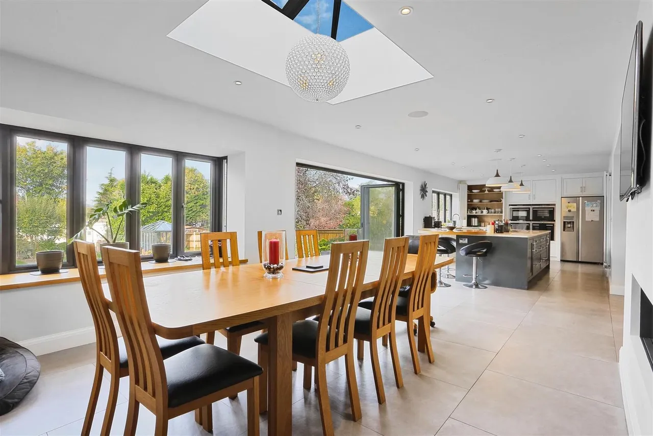Shirley Avenue, South Cheam, SM2, photo 11