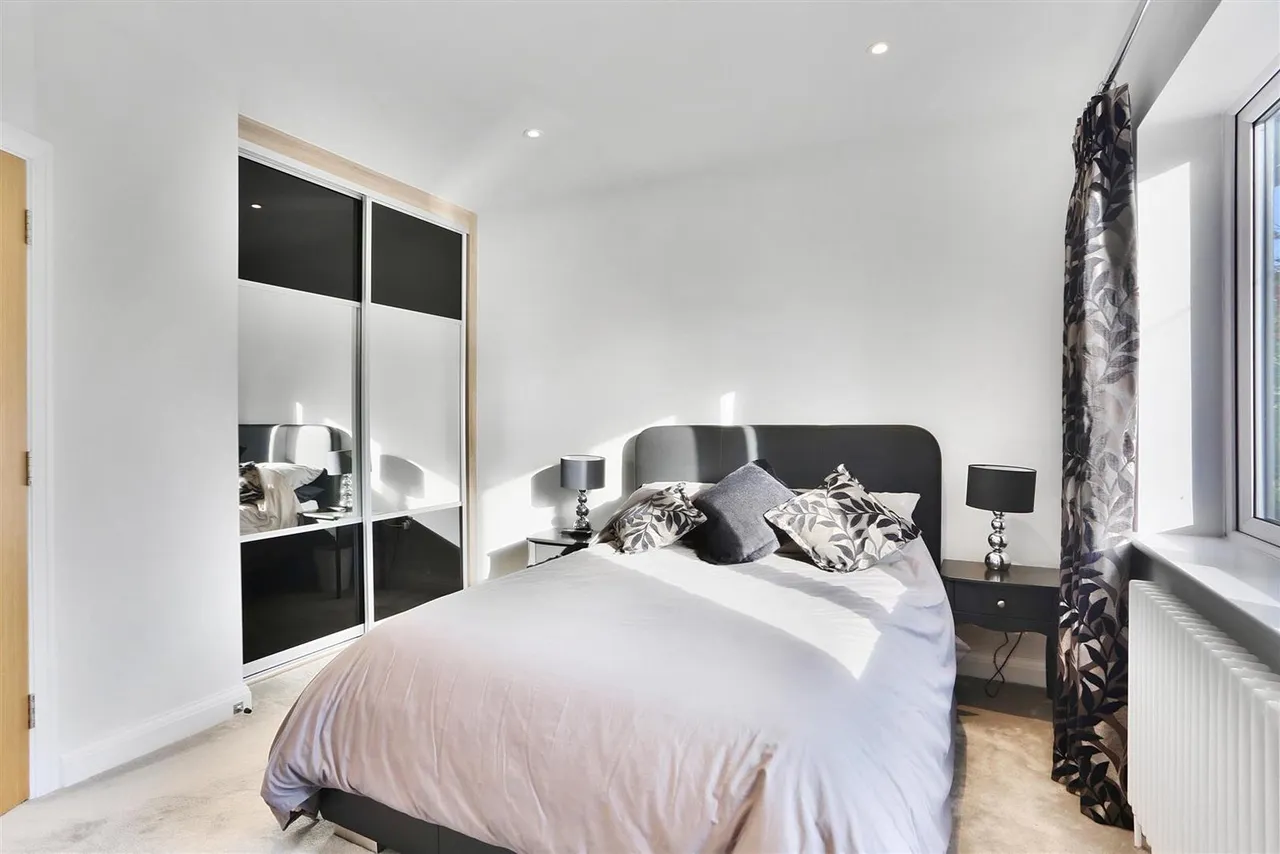 Shirley Avenue, South Cheam, SM2, photo 40