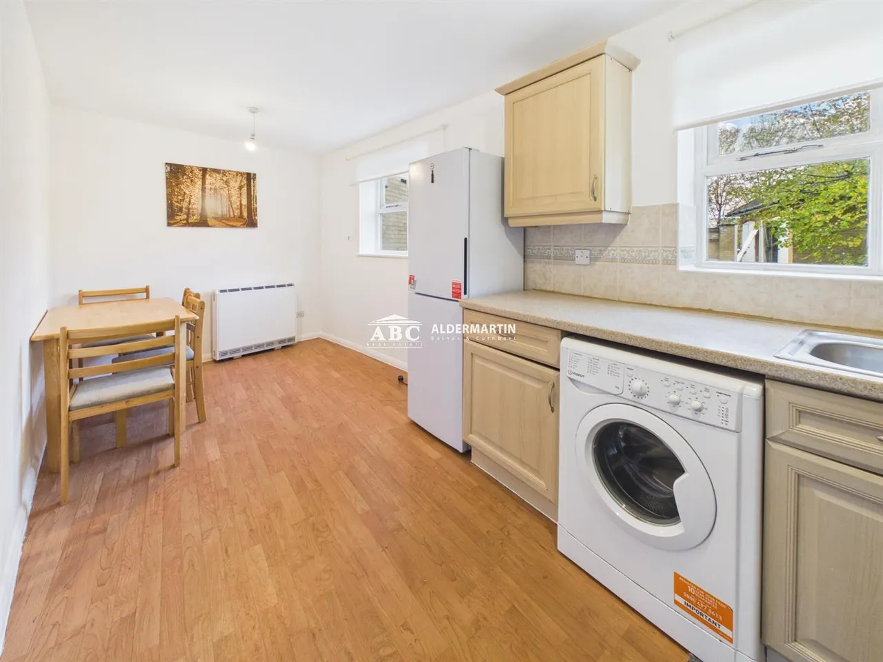Chamberlayne Avenue, Wembley, photo 2