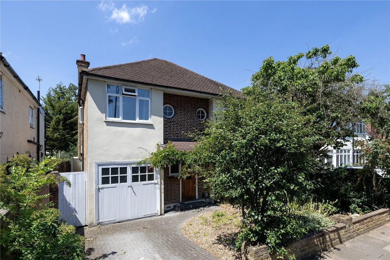 Warwick Close, Hampton, TW12, photo 20