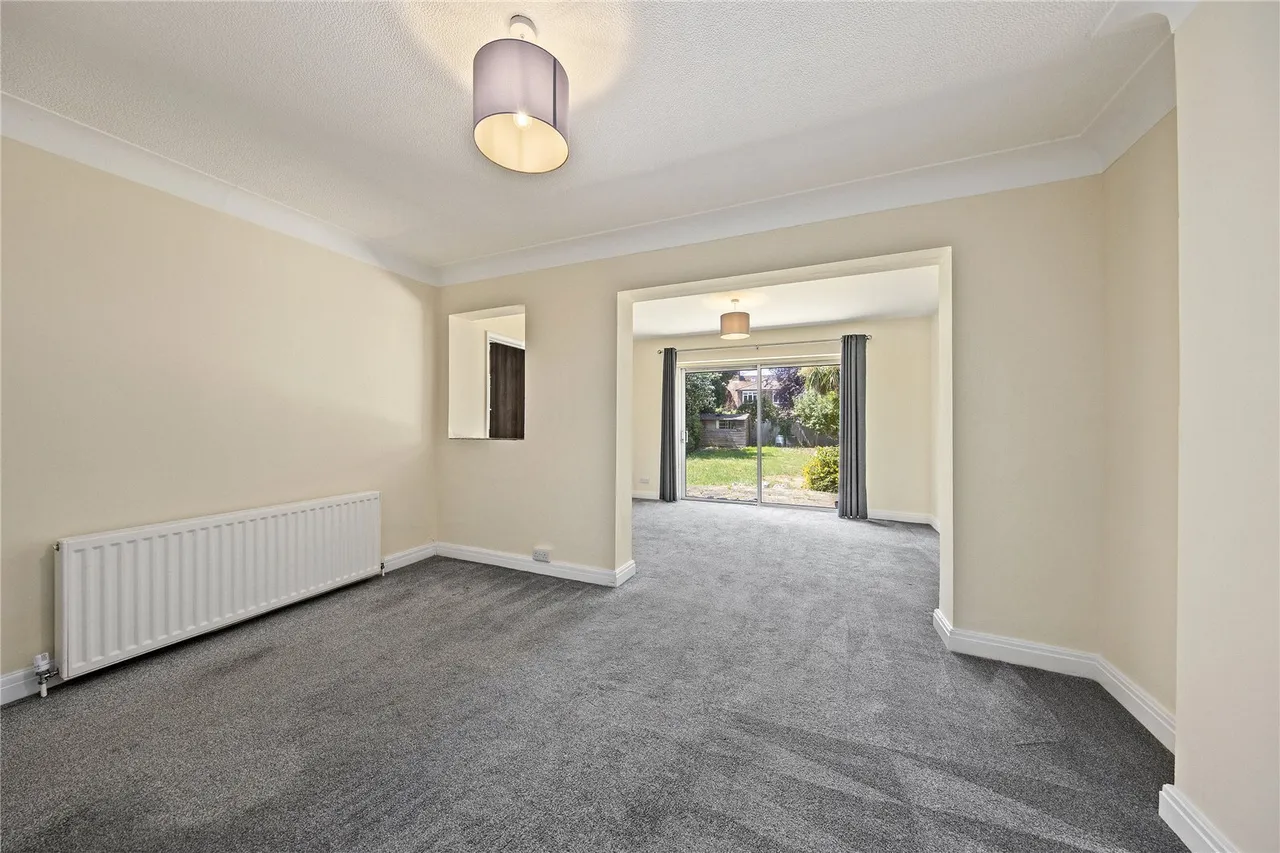 Warwick Close, Hampton, TW12, photo 8