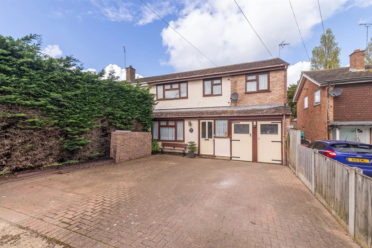 Crown Way, Southminster, photo 2