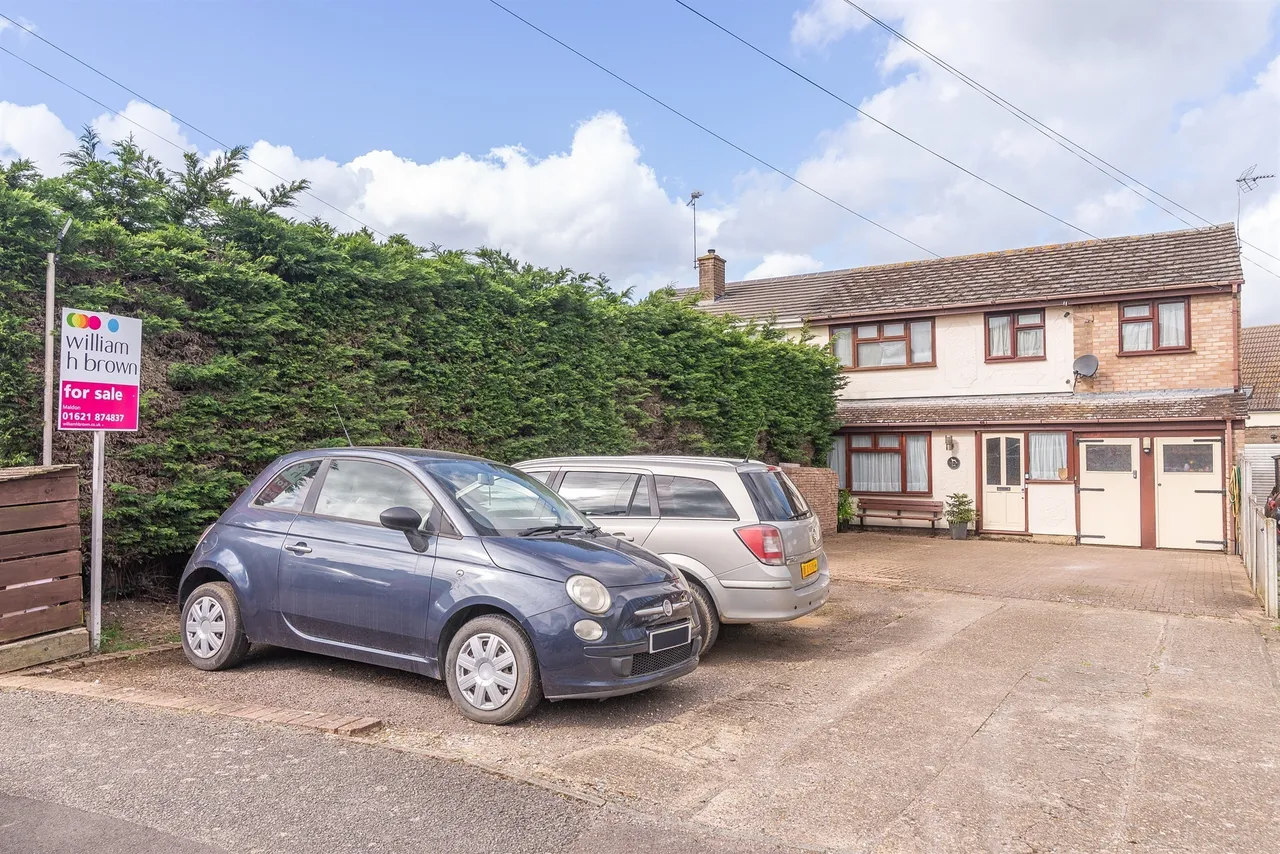 Crown Way, Southminster, photo 7