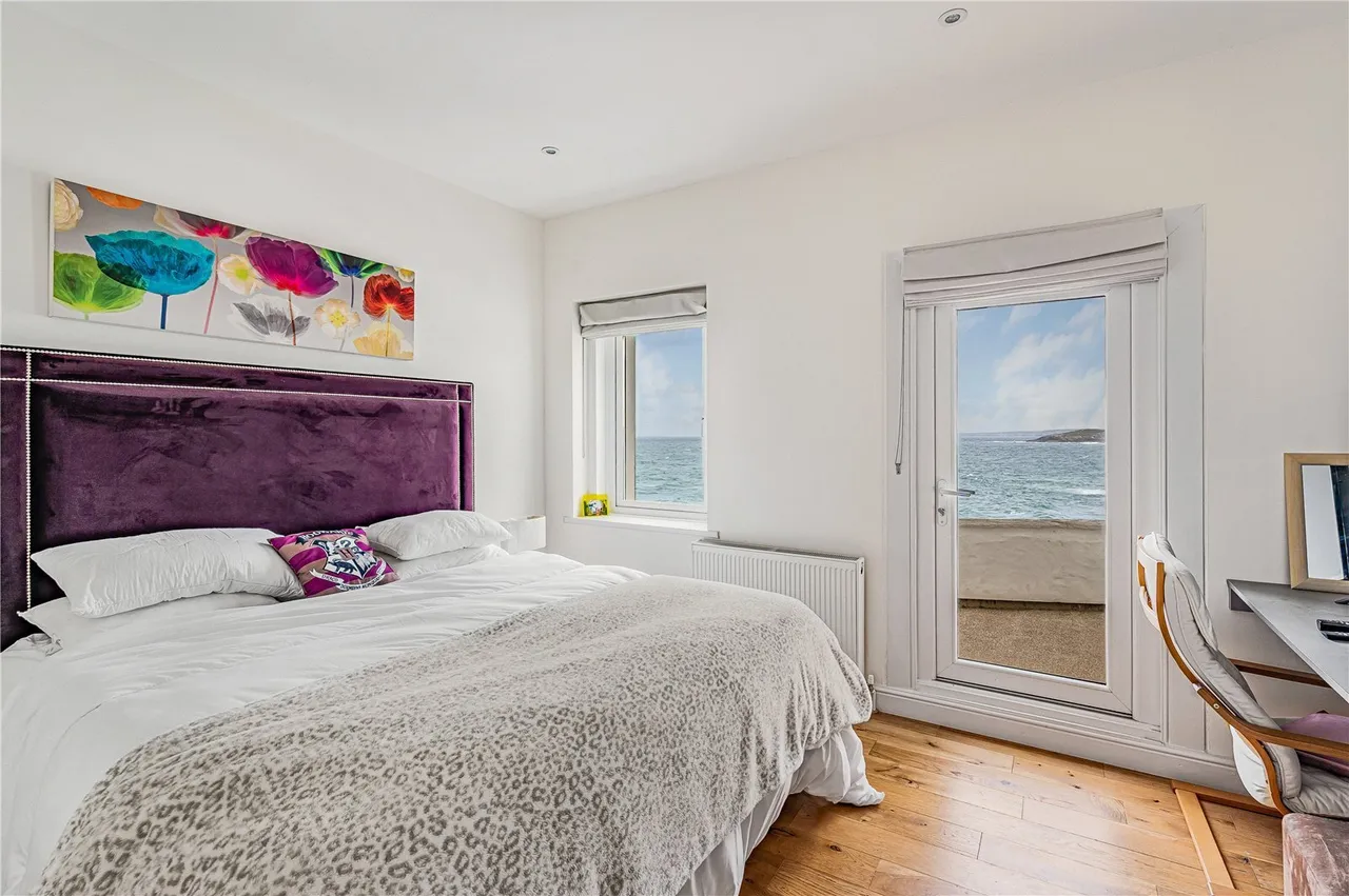Esplanade Road, Newquay, TR7, photo 8