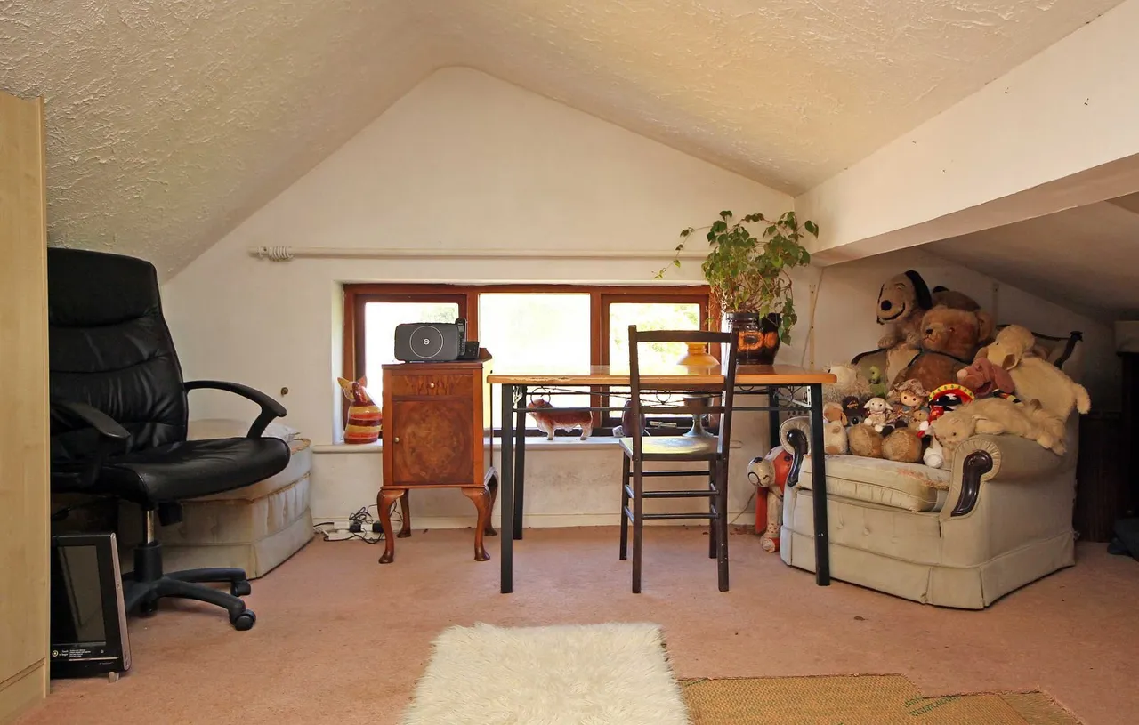 Dulas, LL70, photo 10