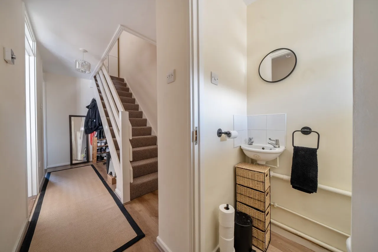 Melrose Close, SE12, photo 2
