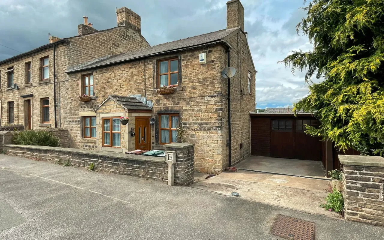 Spring Grove, Clayton West, Huddersfi..., photo 22