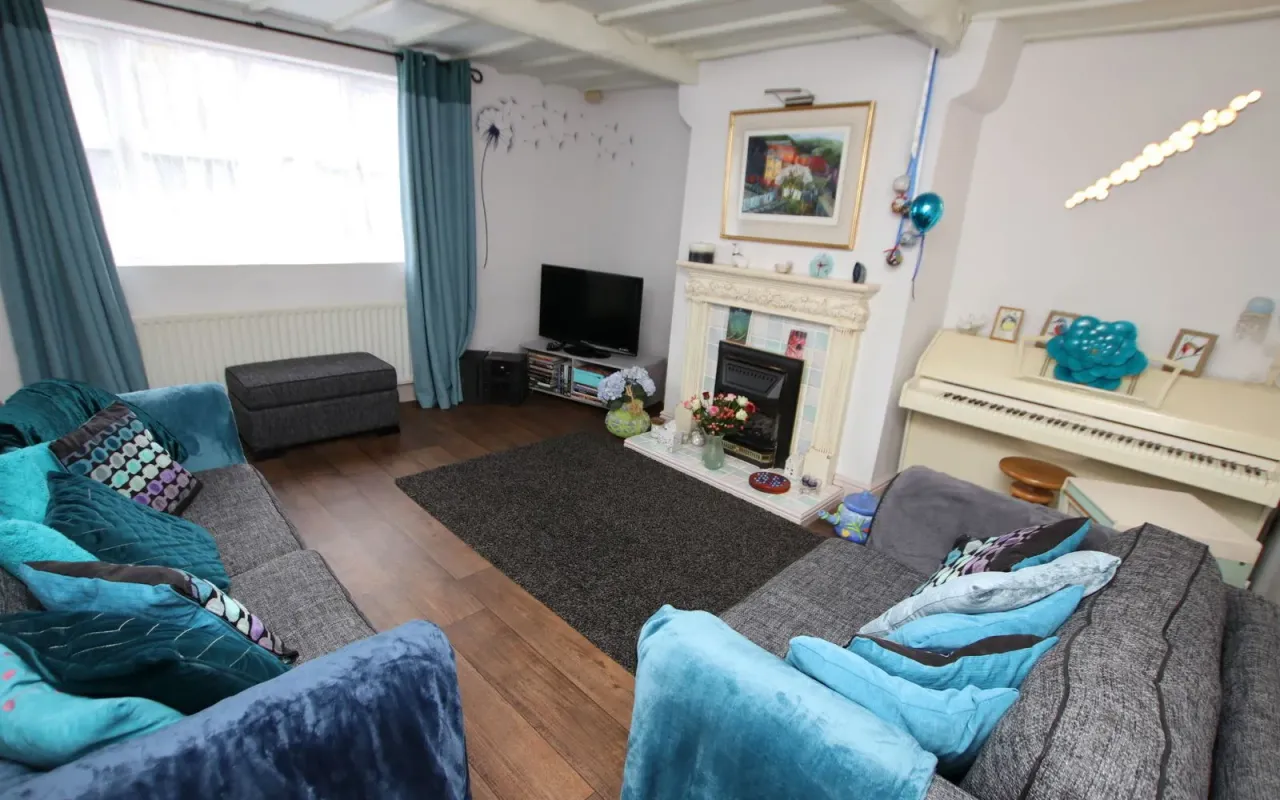 Spring Grove, Clayton West, Huddersfi..., photo 7