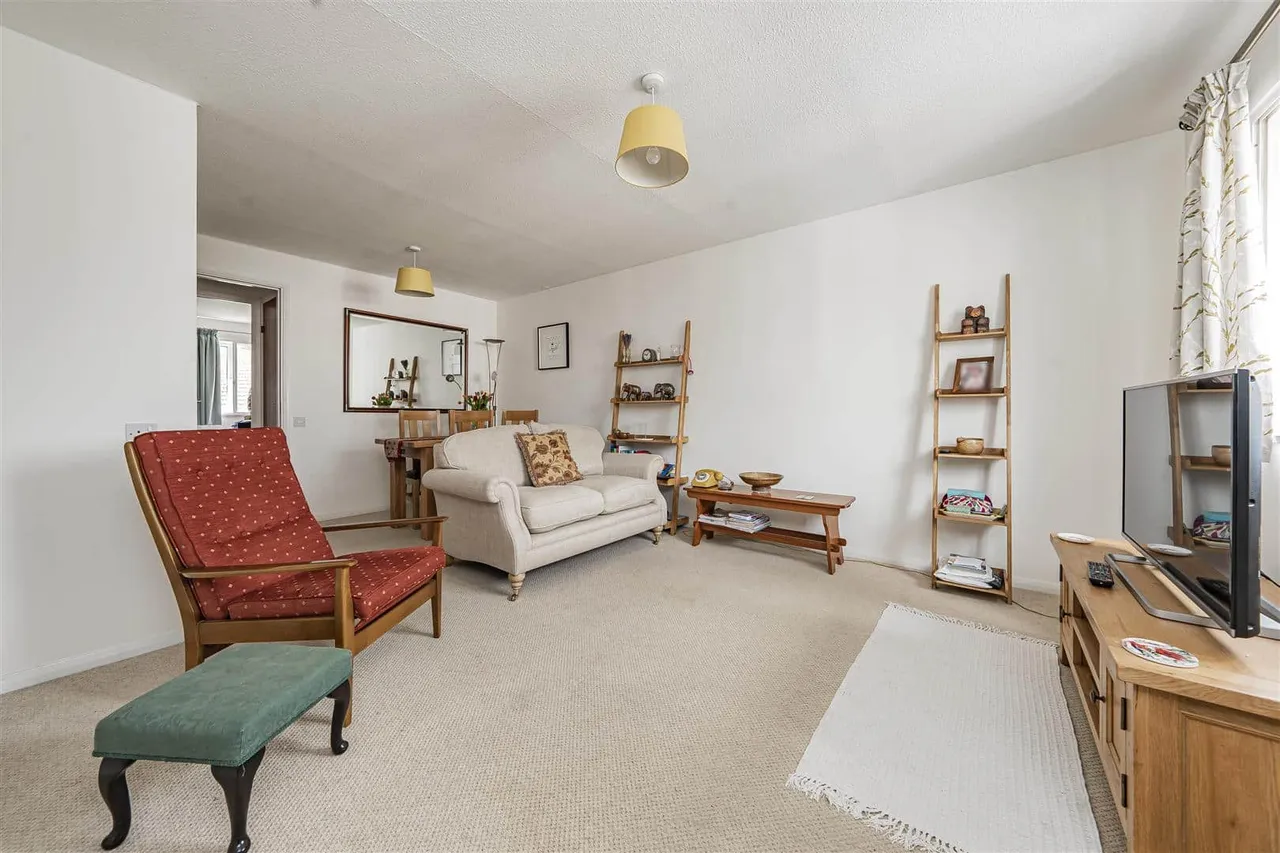 Horton Road, Datchet, Slough, SL3 9HJ, photo 5