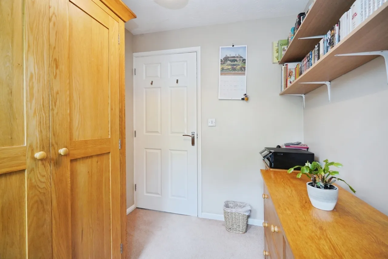 Hampton Close, Coalville, LE67, photo 14