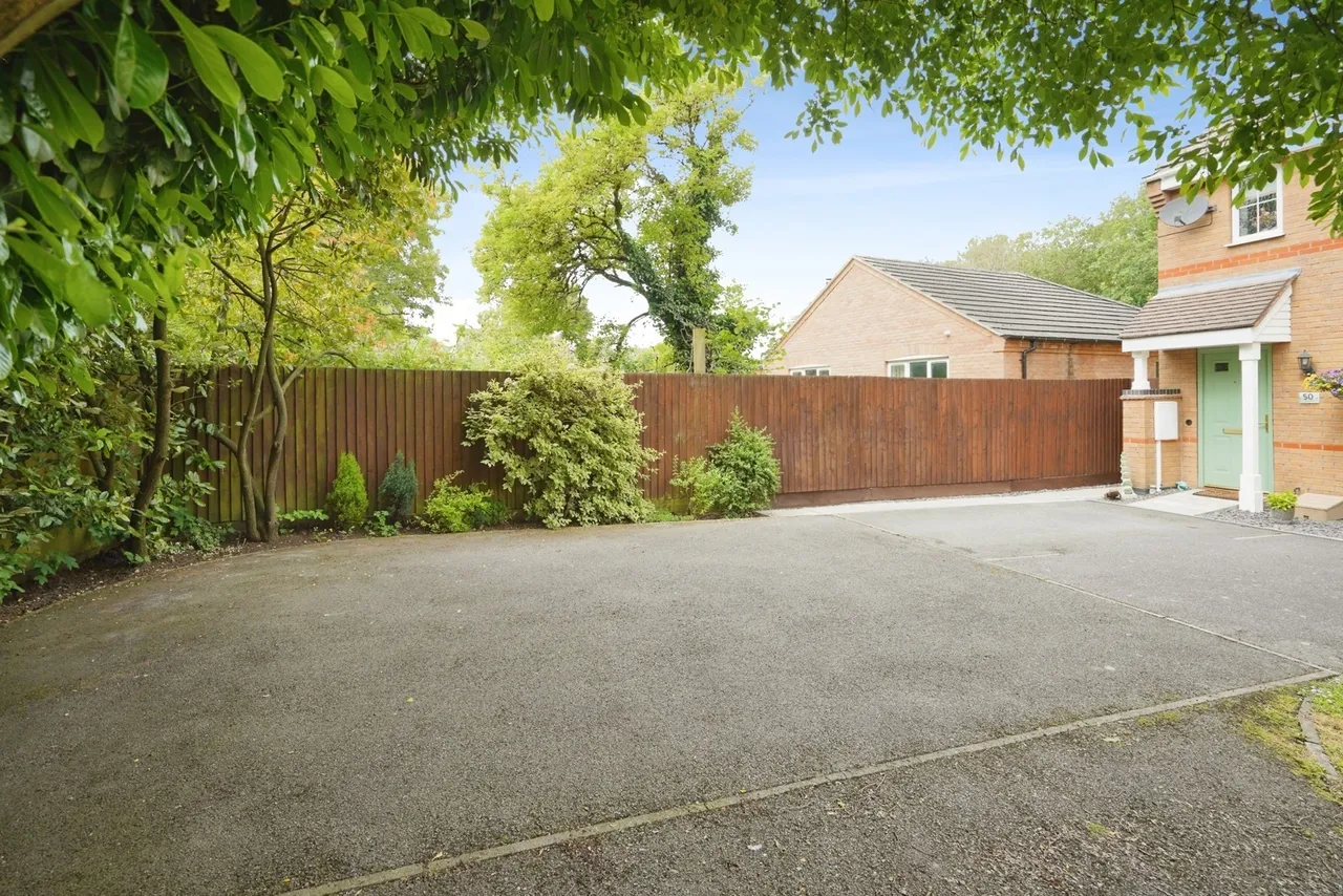 Hampton Close, Coalville, LE67, photo 19