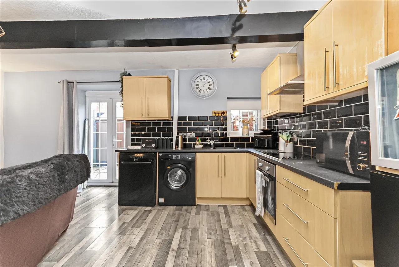 Bolton Road West, Ramsbottom, Bury, BL0 9ND, photo 4