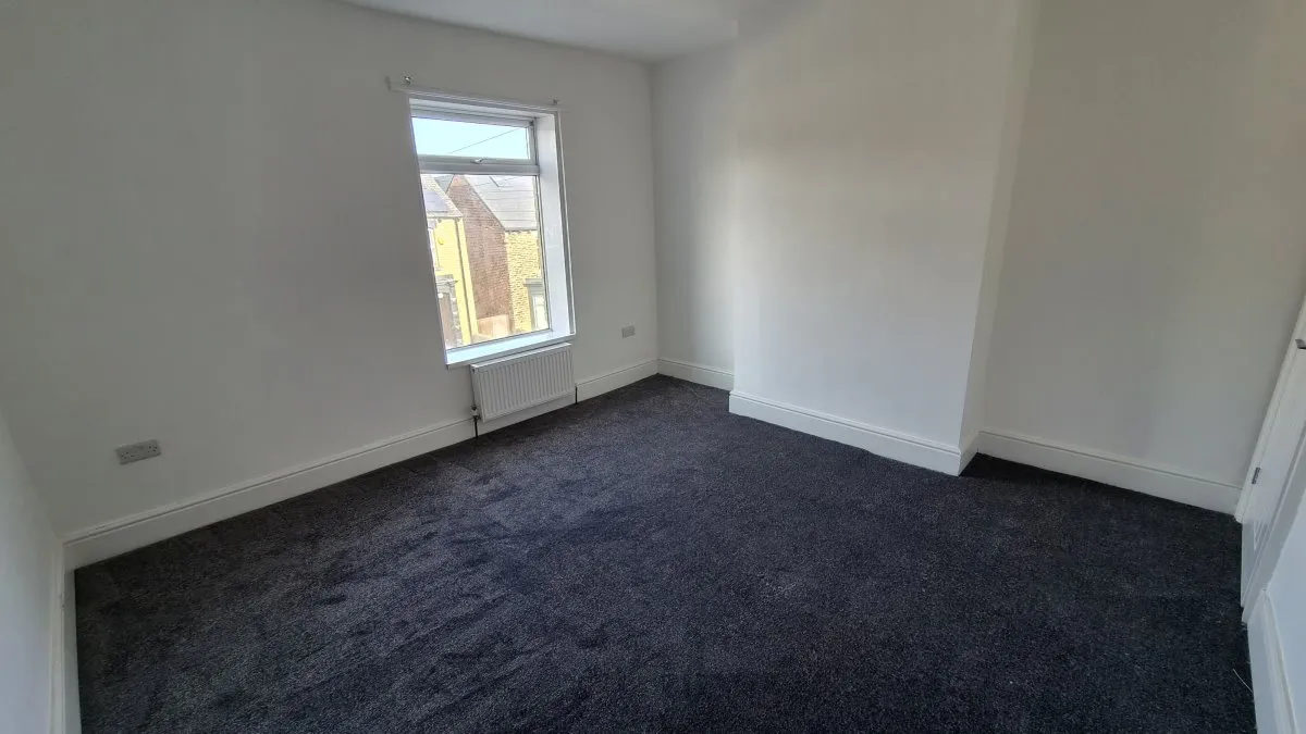 Barnsley Road, Wombwell, photo 5