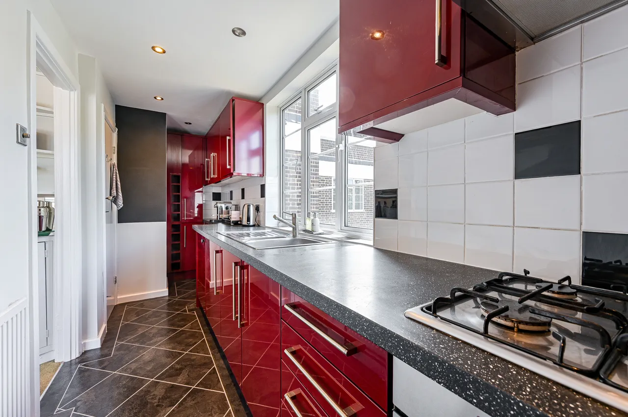 7 Dartmouth Court, Dartmouth Grove, London, photo 8