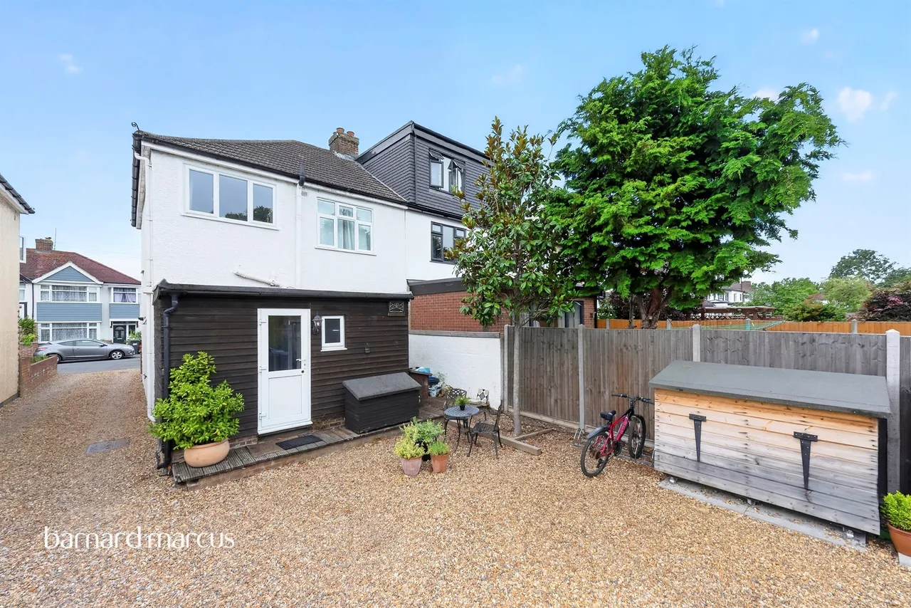 Shelson Avenue, Feltham, photo 5
