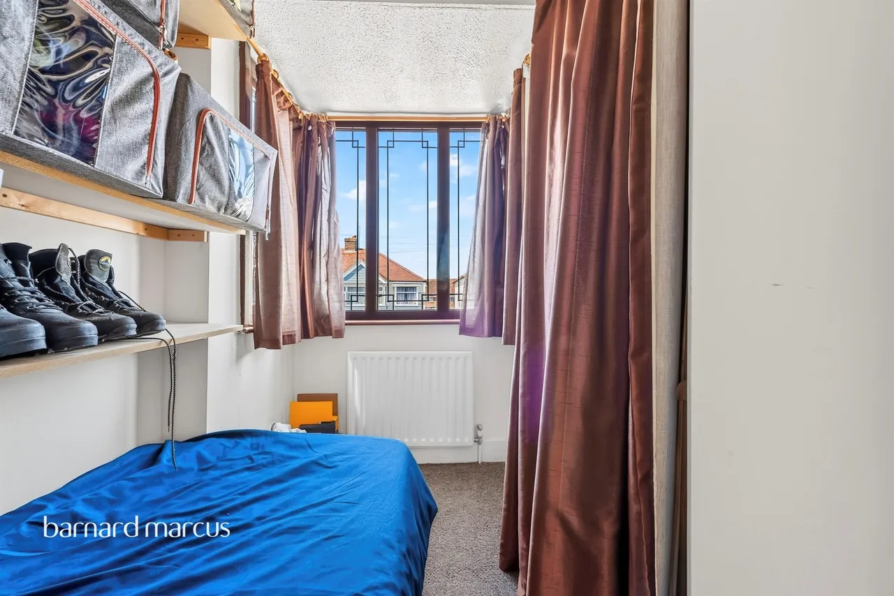 Shelson Avenue, Feltham, photo 11