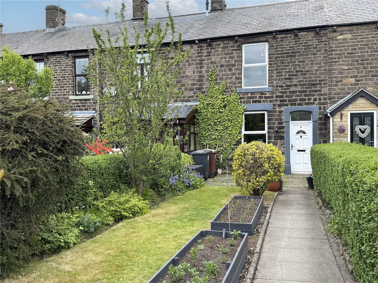 2 bed house for sale, Glossop Road, Gamesley, SK13