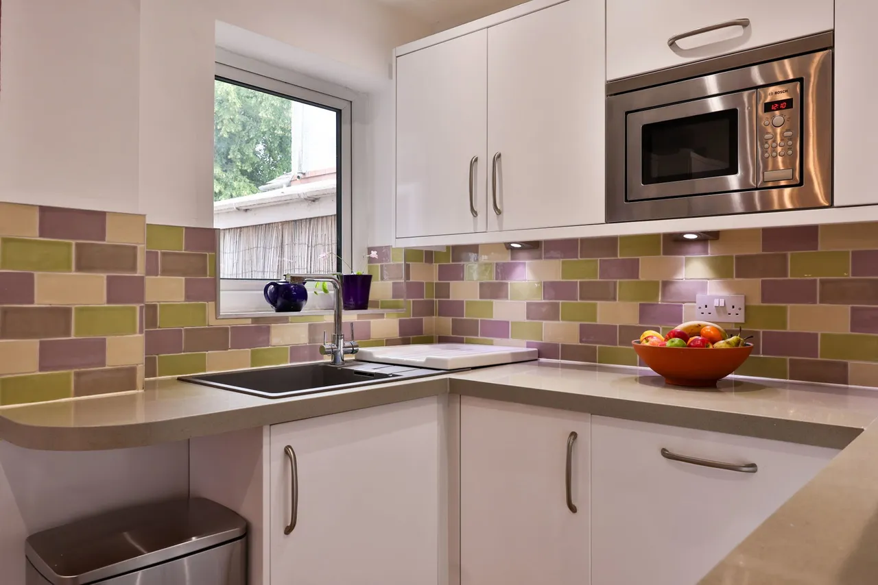 Beckfield Lane, Acomb, photo 11