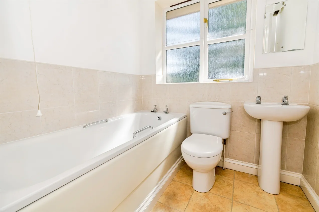 North Road, Southampton, SO17, photo 13