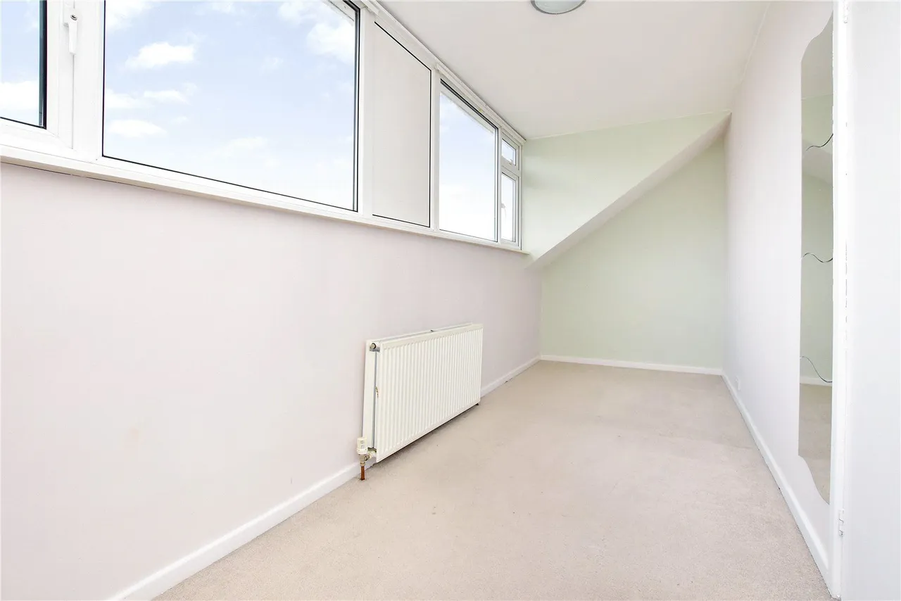 Eden Gardens, Burley, LS4, photo 17