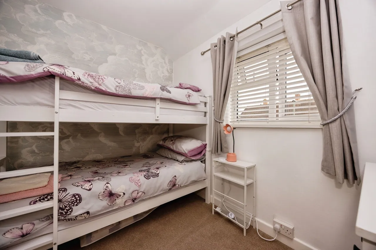 Cypress Road, Guildford, GU1, photo 9