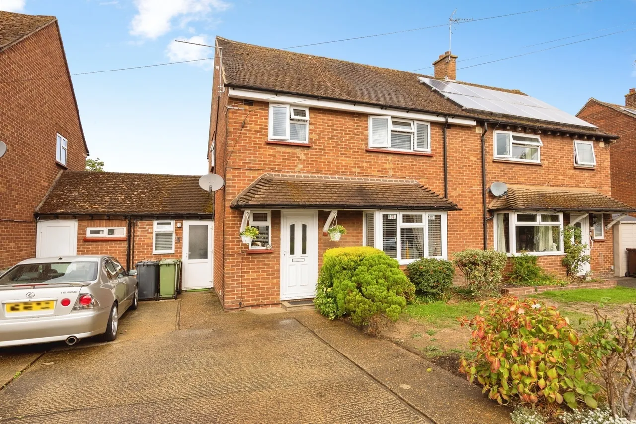 3 bed house for sale, Cypress Road, Guildford, GU1