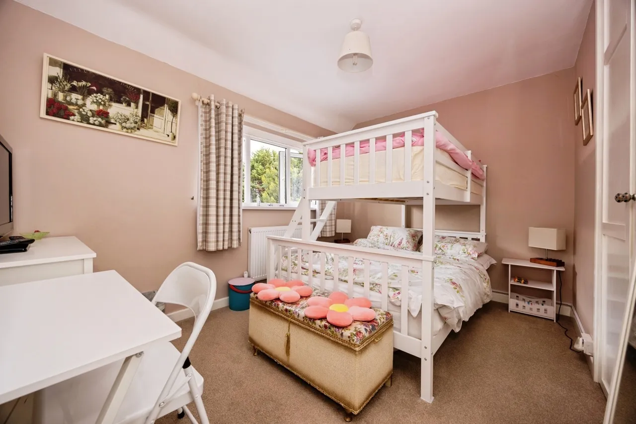 Cypress Road, Guildford, GU1, photo 7