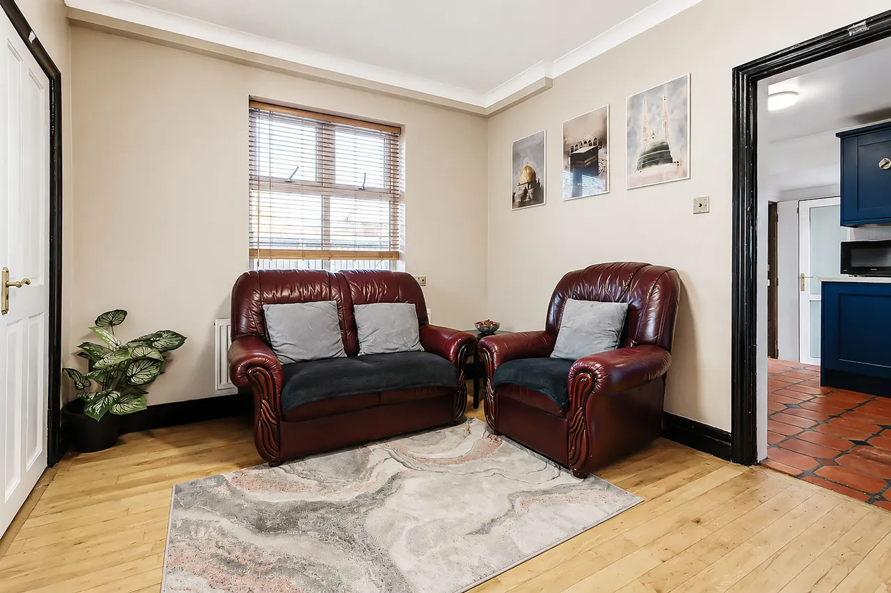 Ashley Road, Altrincham, photo 7