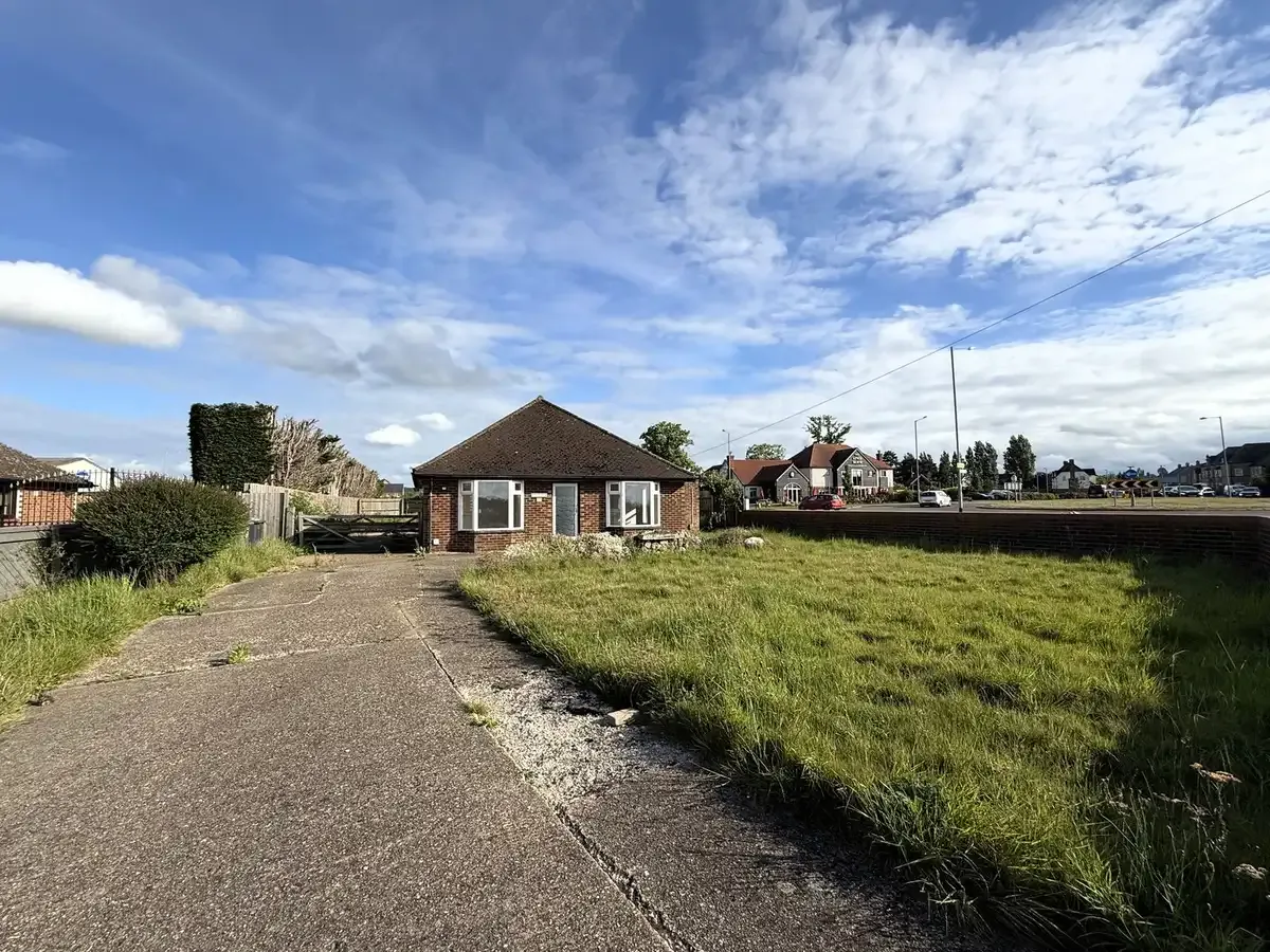3 bed house for sale, Potton Road, Biggleswade, SG18