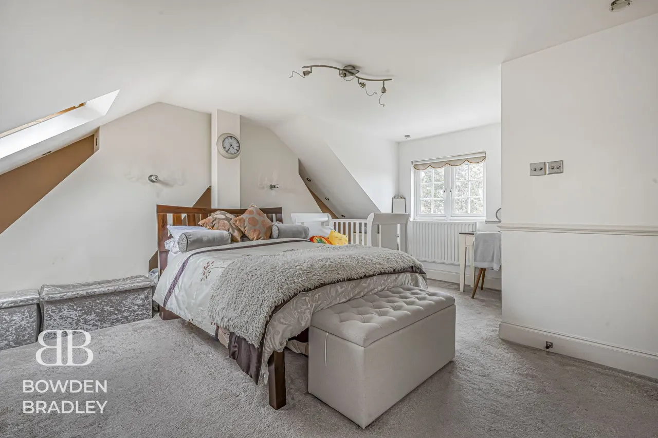 Abbotswood Gardens, Clayhall, IG5, photo 44