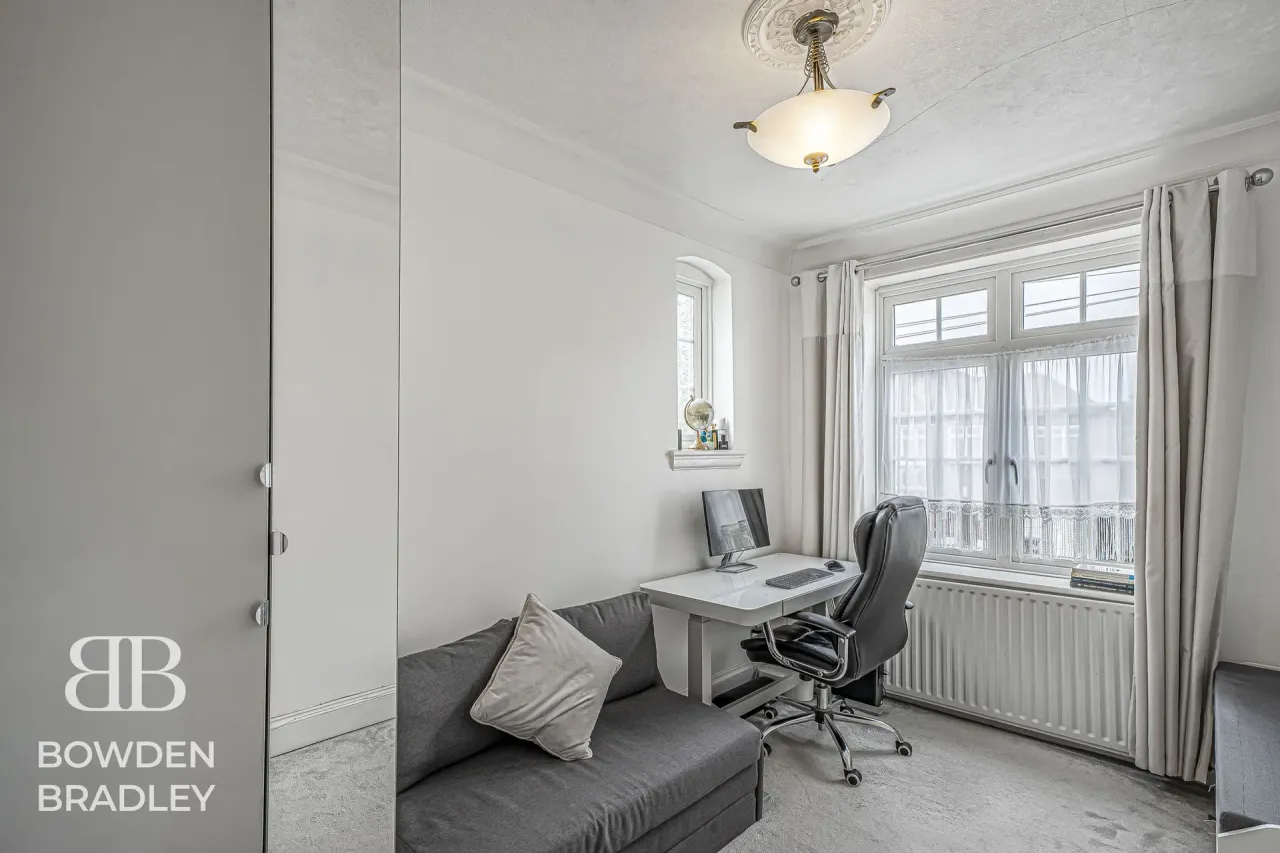 Abbotswood Gardens, Clayhall, IG5, photo 22