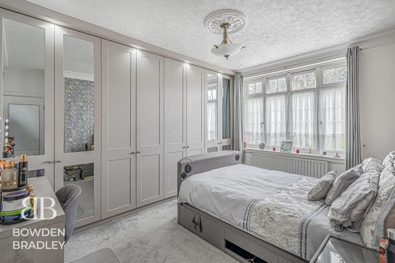 Abbotswood Gardens, Clayhall, IG5, photo 19