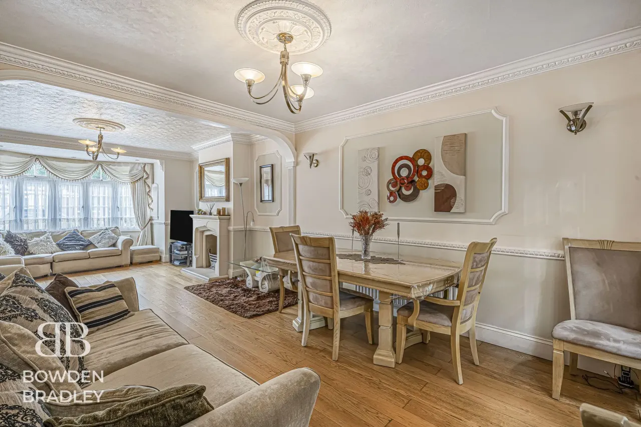 Abbotswood Gardens, Clayhall, IG5, photo 6