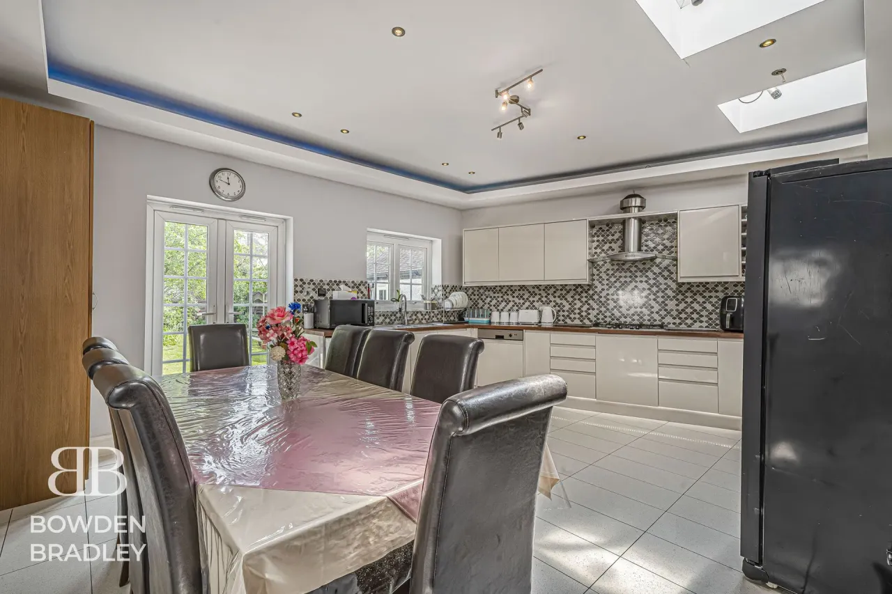 Abbotswood Gardens, Clayhall, IG5, photo 11