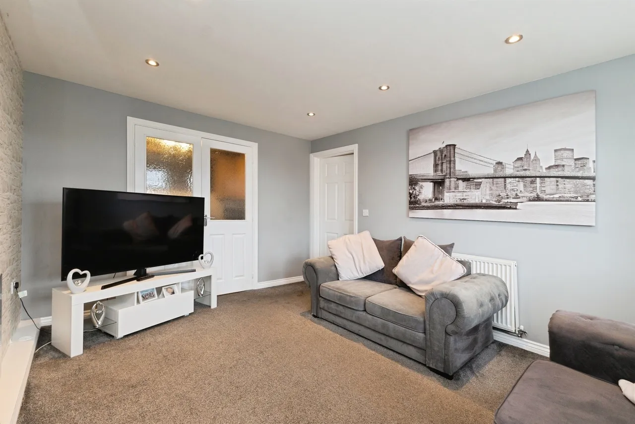 Lingwood Court, Thornaby, Stockton-On-Tees, photo 4