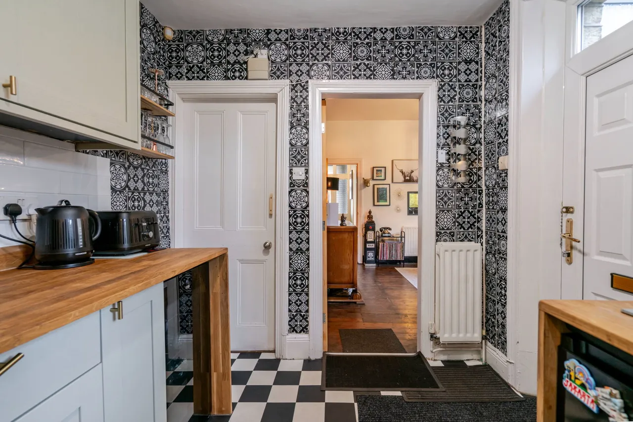 19 The Wells, Trimmingham, Halifax, photo 10