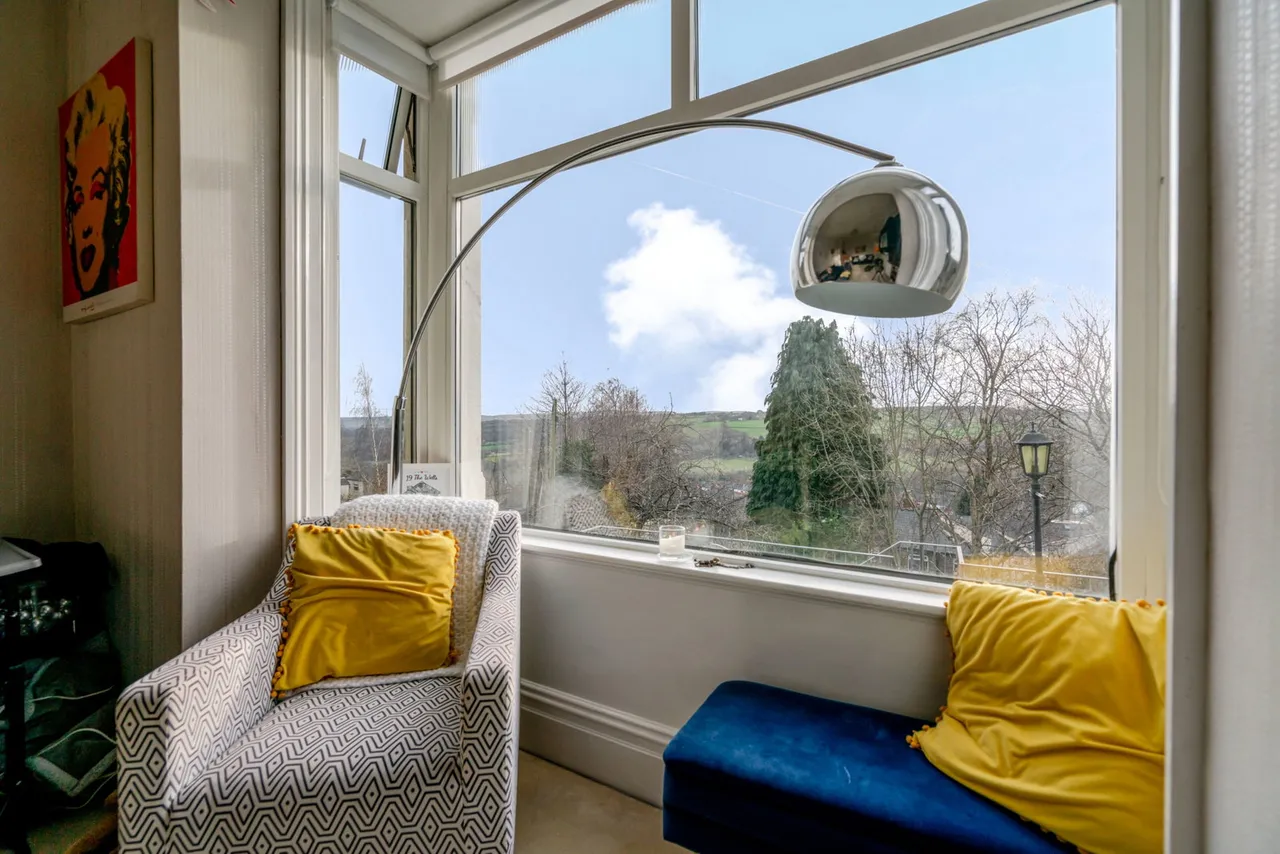19 The Wells, Trimmingham, Halifax, photo 5