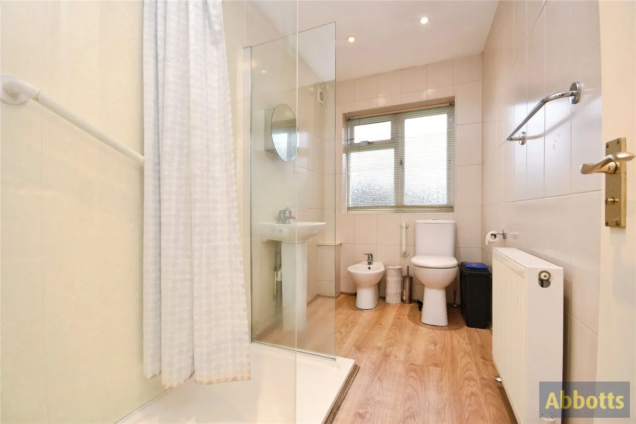 Crown Hill, Rayleigh, Essex, SS6, photo 13