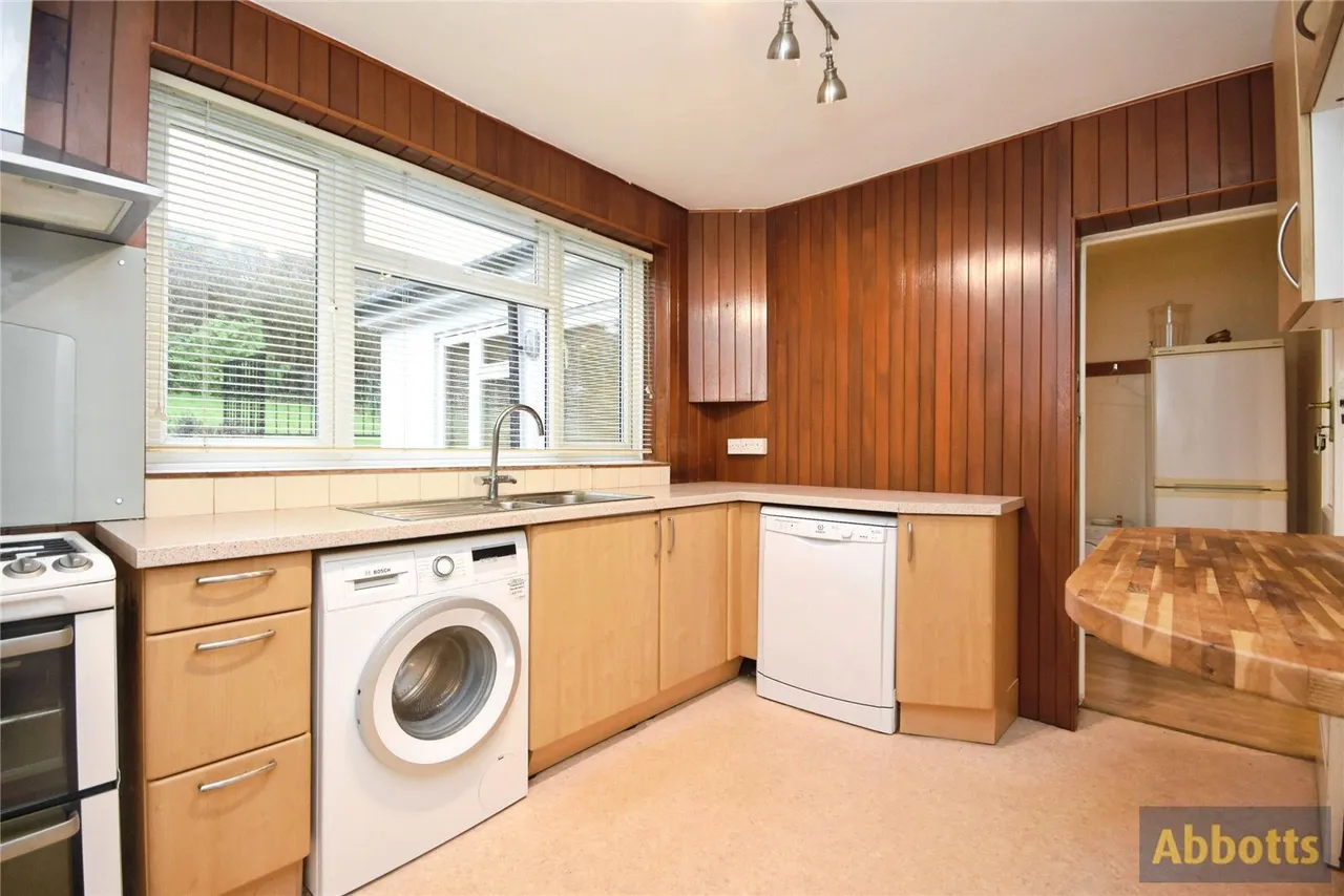 Crown Hill, Rayleigh, Essex, SS6, photo 4