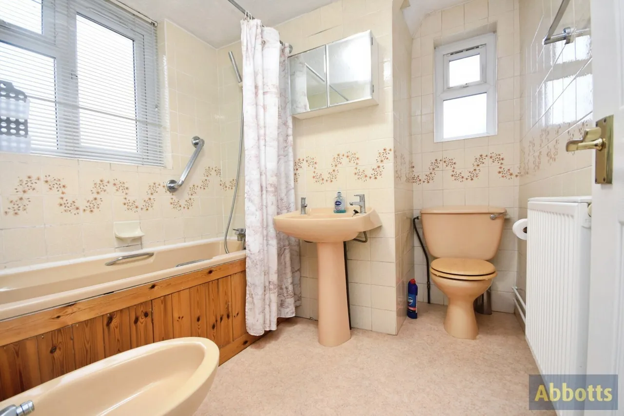 Crown Hill, Rayleigh, Essex, SS6, photo 29