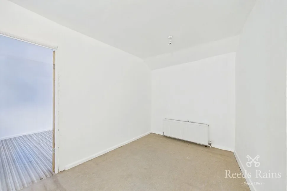 Back Longfield Road, Todmorden, OL14, photo 9