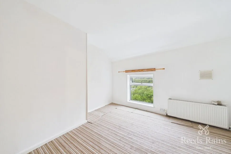 Back Longfield Road, Todmorden, OL14, photo 11