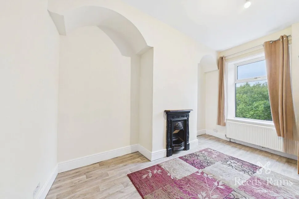 Back Longfield Road, Todmorden, OL14, photo 2
