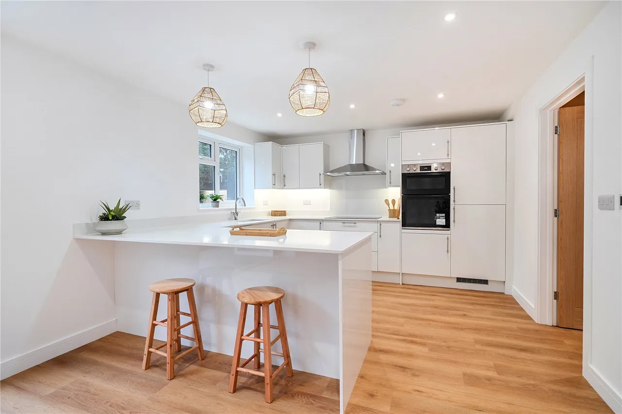 Kingsley Road, Eversley, RG27, photo 19