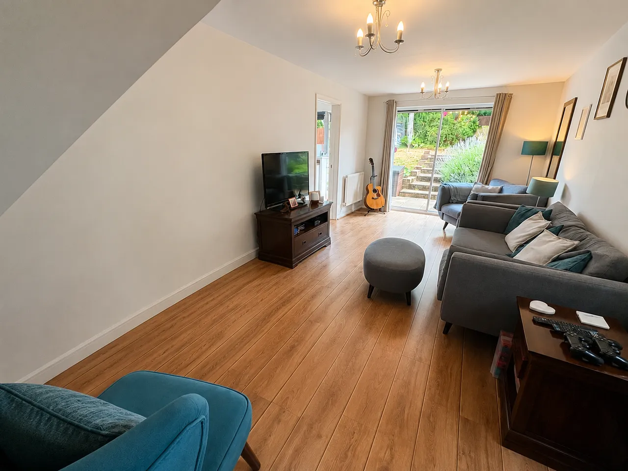 Priory Court, Neath, SA10 7RZ, photo 3