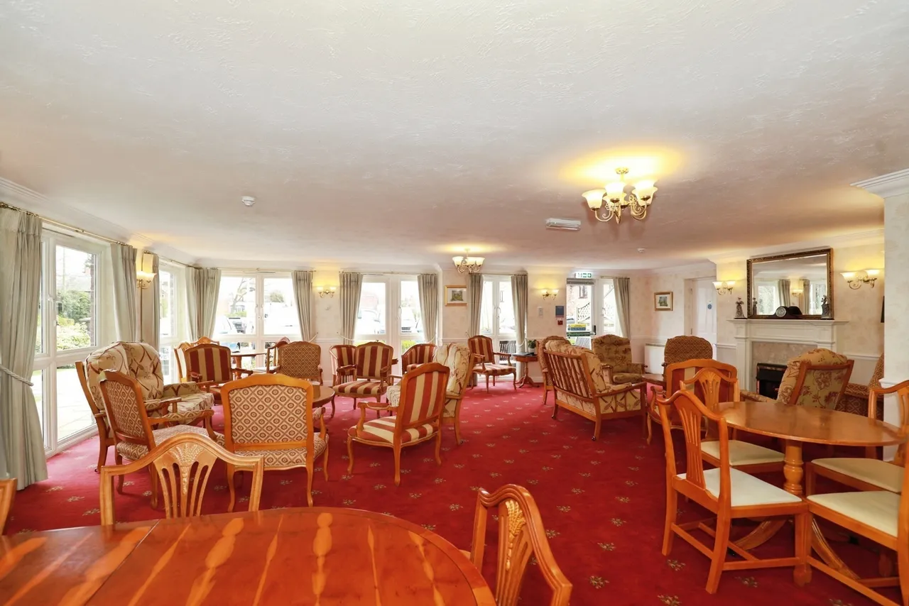 Parkway, Holmes Chapel, Crewe, Cheshire, CW4, photo 9