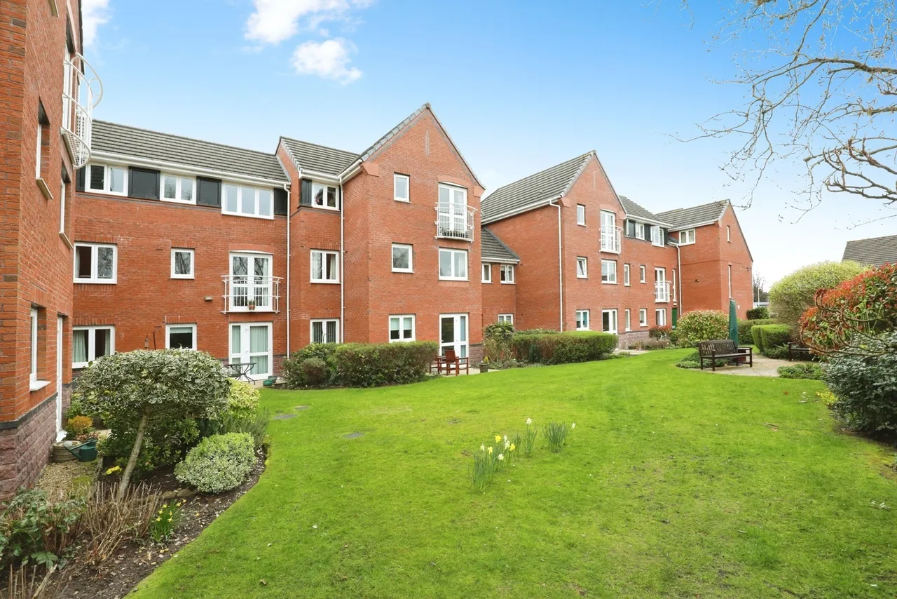 Parkway, Holmes Chapel, Crewe, Cheshire, CW4, photo 10