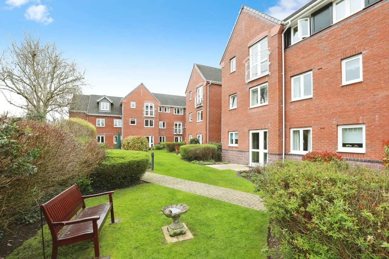 Parkway, Holmes Chapel, Crewe, Cheshire, CW4, photo 11